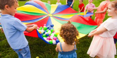 Miniature de l'article 'Activités anniversaire enfant : idées testées selon l'âge et le nombre d'invités' - Transformez l'anniversaire de votre enfant en moment inoubli...