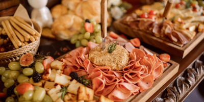 Miniature de l'article 'Menu de baptême : 5 formules complètes' - Le repas de baptême est un moment de partage essentiel. Voic...