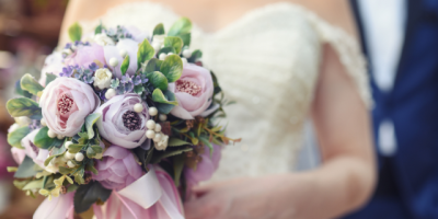 Miniature de l'article 'Les bouquets de mariée : trouver le style qui vous correspond' - Bouquet rond, cascade, champêtre... 7 types existent ! Décou...