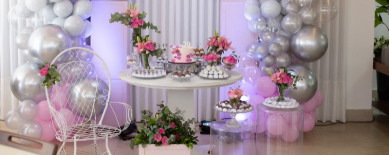 Image d'illustration pour l'article 'Réception d'anniversaire : faut-il louer une salle ou la faire à domicile ?' - Guide pour organiser organiser un anniversaire mémorable