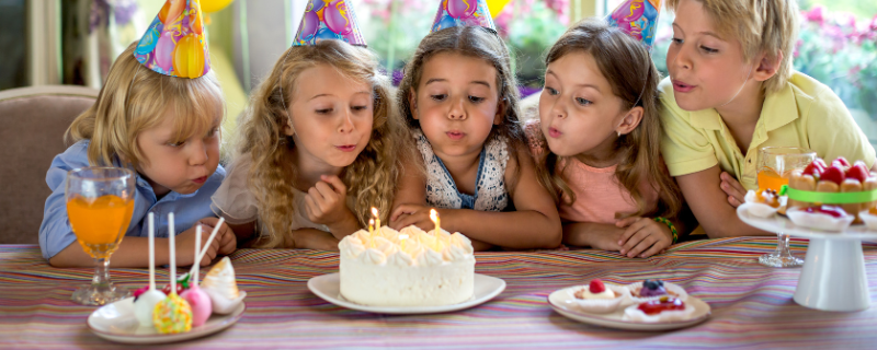 Image d'illustration pour l'article 'Choisir le lieu d’anniversaire idéal' - Guide pour organiser organiser un anniversaire mémorable