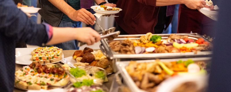 Image d'illustration pour l'article 'Conseils pour la sélection du menu de mariage' - Guide pour organiser traiteur événementiel : nos conseils pour régaler vos invités