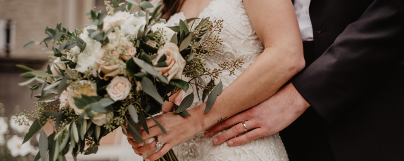 Image d'illustration pour l'article 'Guide complet des prestataires de mariage : tous les professionnels pour votre jour J' - Guide pour organiser mariage de rêve : conseils et idées pour tout organiser