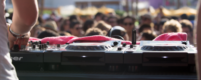 combien-coute-dj-anniversaire (2)