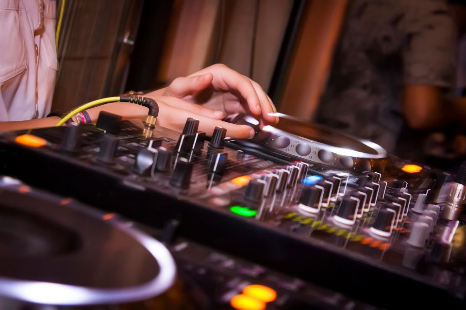combien-coute-dj-mariage (2)