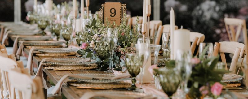 Illustration de l'article : 10 idées de menu de mariage servi à table