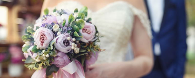 Illustration de l'article : Les bouquets de mariée : trouver le style qui vous correspond